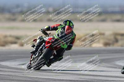 media/Jan-15-2026-Racers Edge (Thu) [[dfebeb70ab]]/3-B Group/Session 4 (Turn 5)/